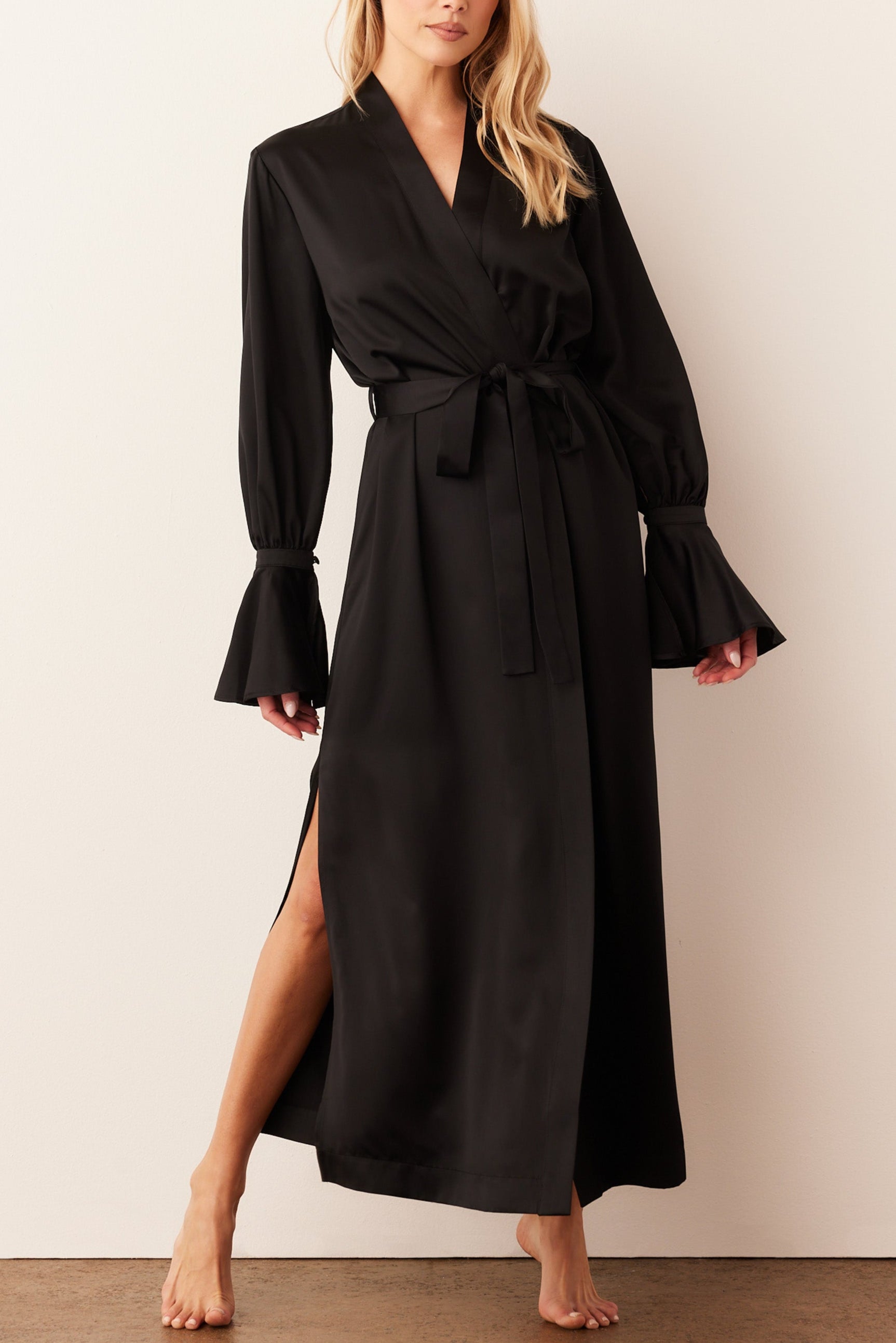 Juliette Luxe Satin Cuff Robe in Black – MASONgrey