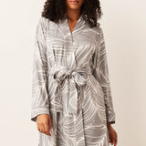 Meadow Classic Short Robe | Whisper