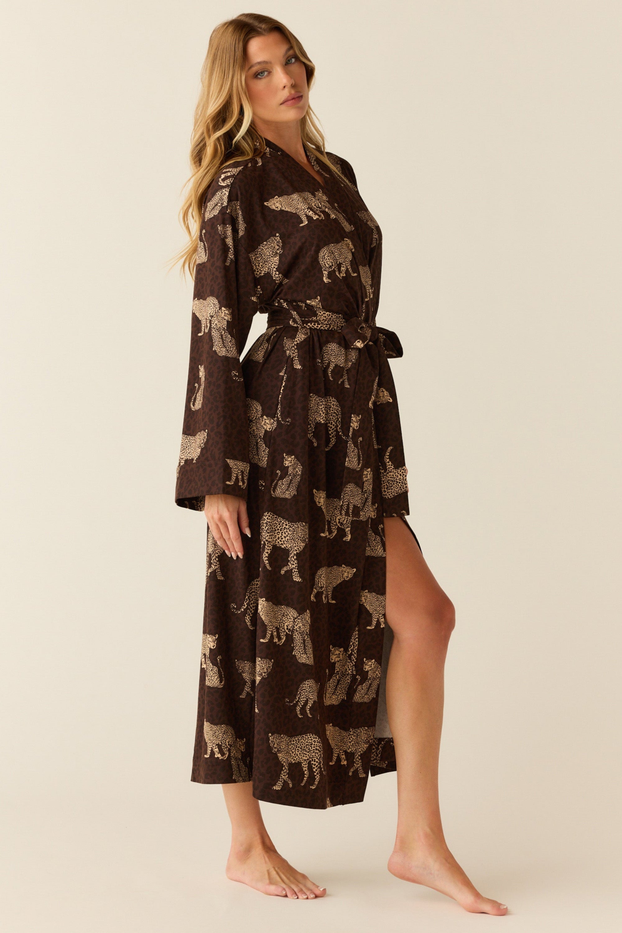 Kihara Robe Kaia Cloud Jersey Kimono Robe in Savanna – MASONgrey