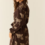 Quinn Cloud Jersey Banded Short Robe in Savanna