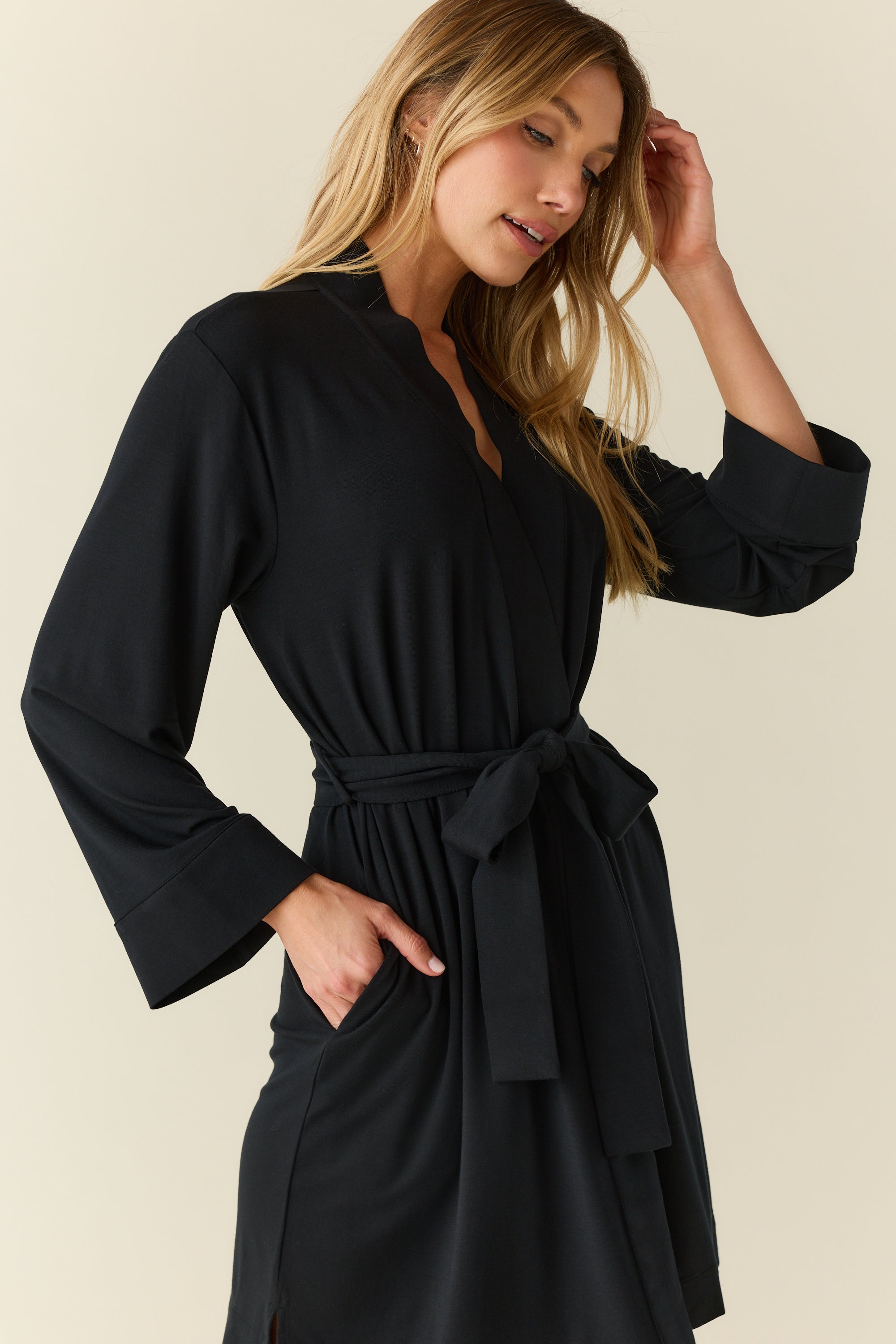 Ayla TENCEL™ Lyocell Short Robe in Black