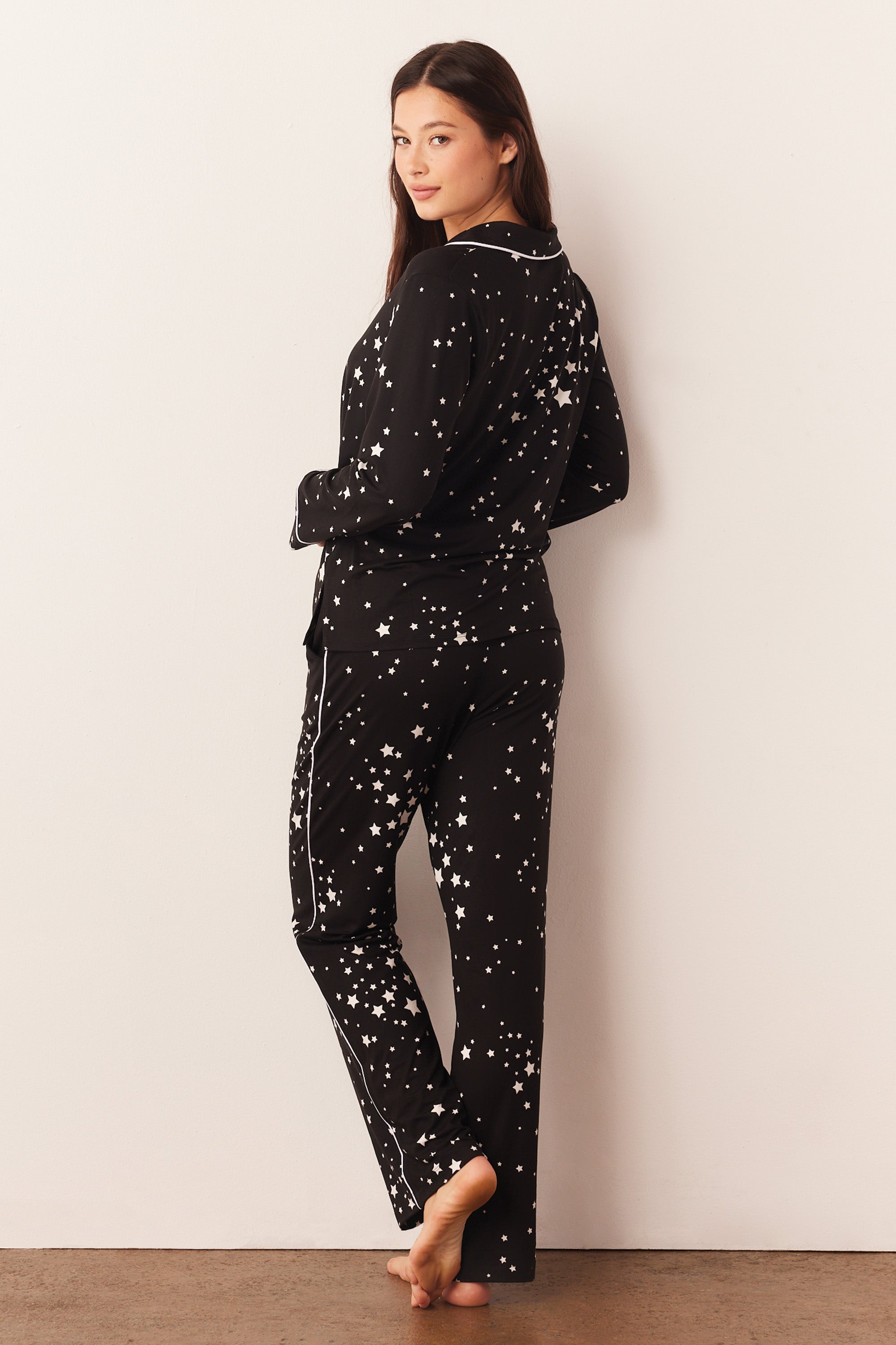 Load image into Gallery viewer, WINTER PJ SET | BLACK STARS
