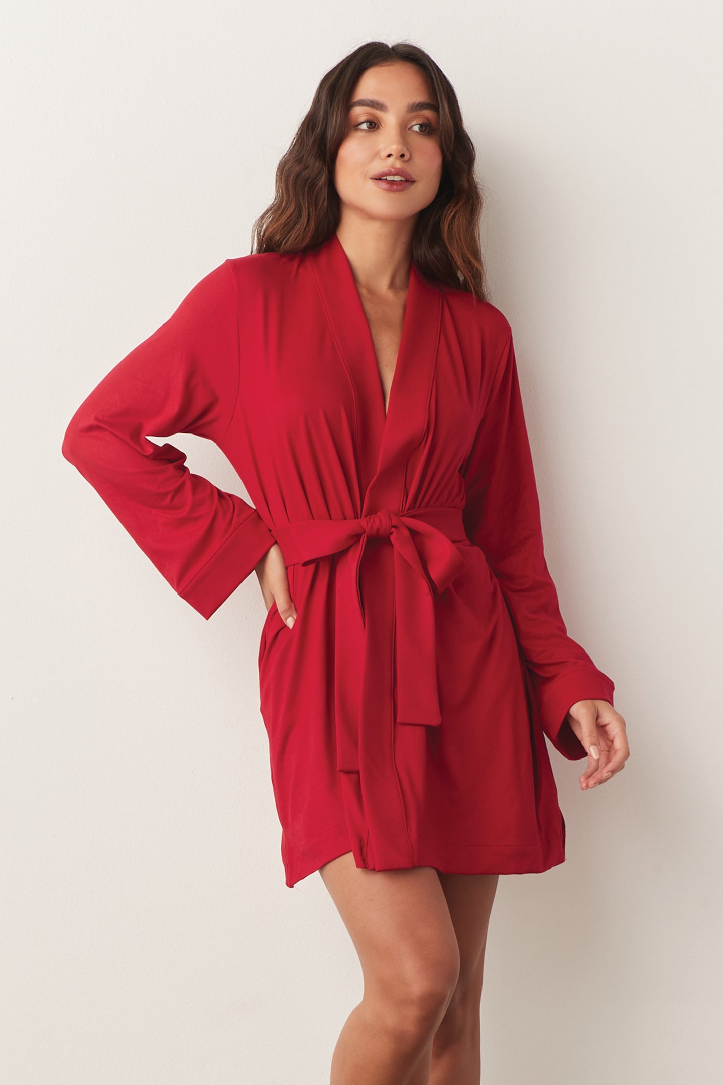 MEADOW CLASSIC SHORT ROBE | CRIMSON