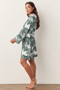 MEADOW CLASSIC SHORT ROBE | FOREST TOILE
