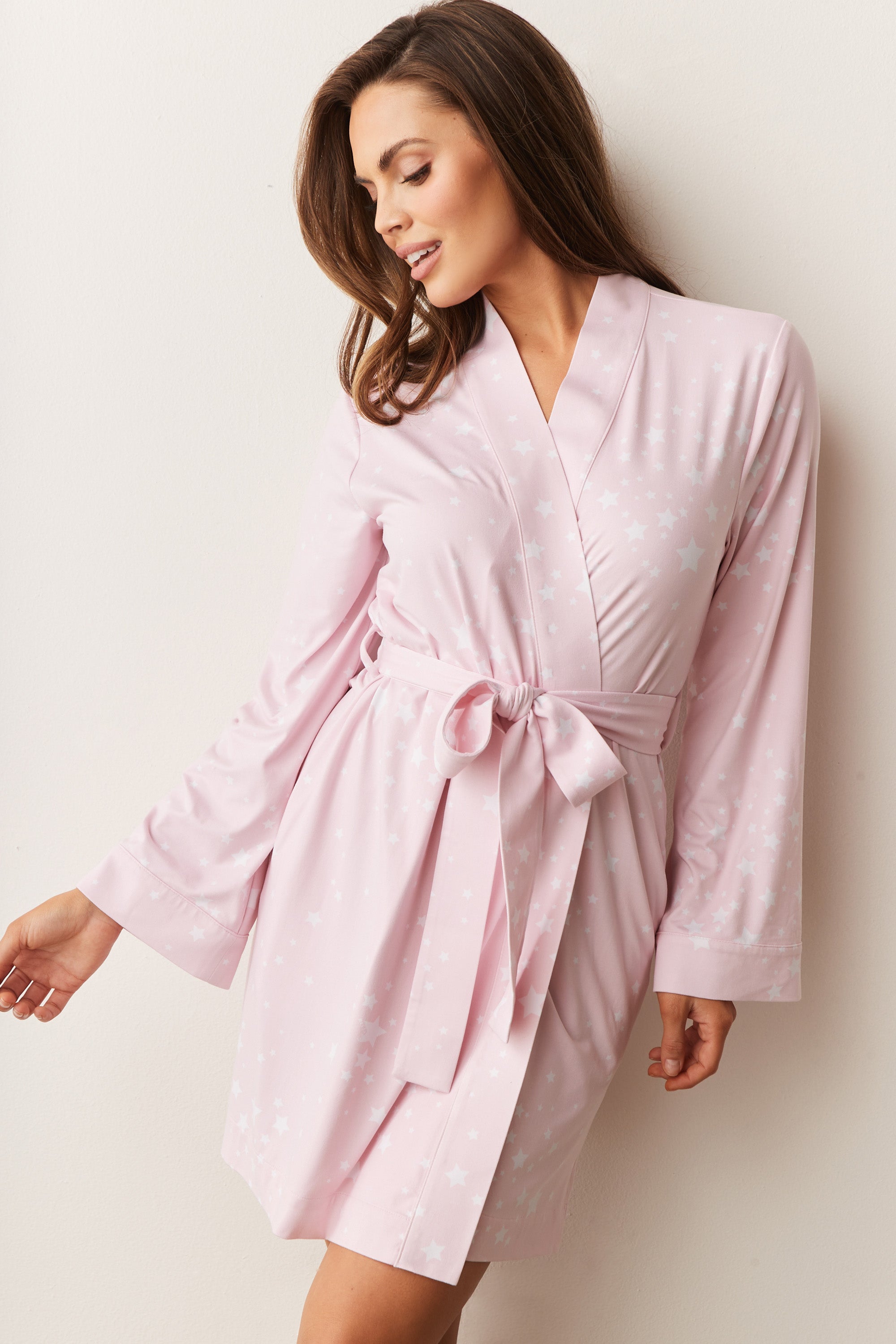 Load image into Gallery viewer, MEADOW CLASSIC SHORT ROBE | PINK STARS
