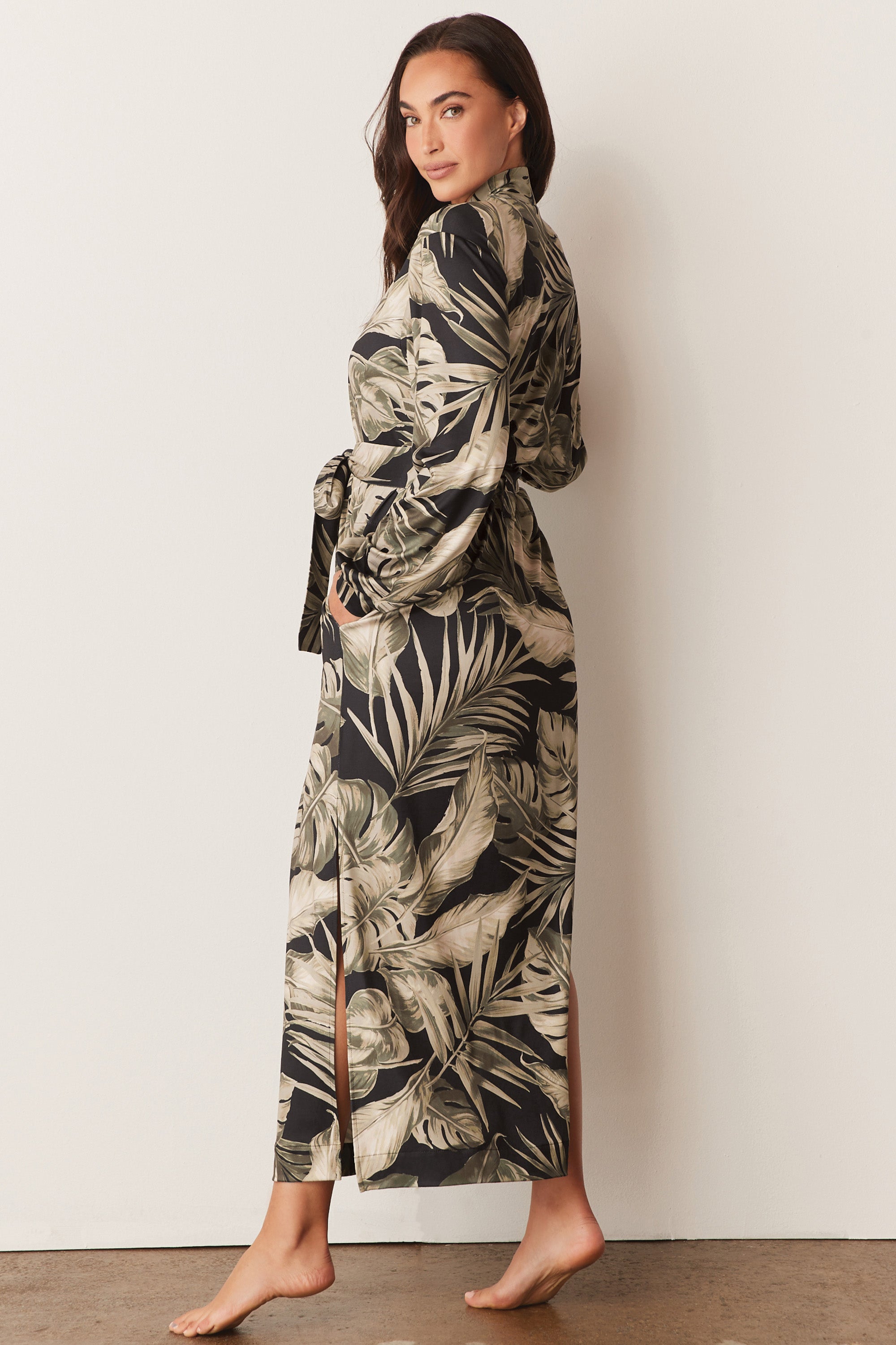 Load image into Gallery viewer, SKYLER BANDED LONG ROBE | MIDNIGHT PALMS
