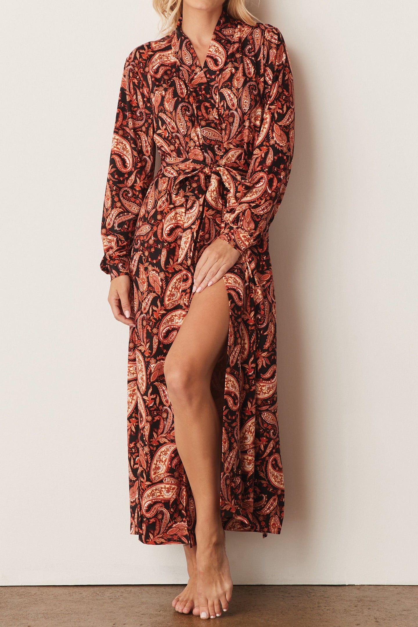 SKYLER BANDED LONG ROBE | PAISLEY